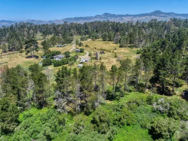 $1,699,000 | 455 Chiswick Way, Cambria, CA 93428