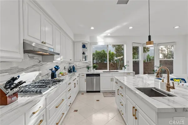 $2,399,001 | 20366 VÃa Galileo, Porter Ranch, CA 91326