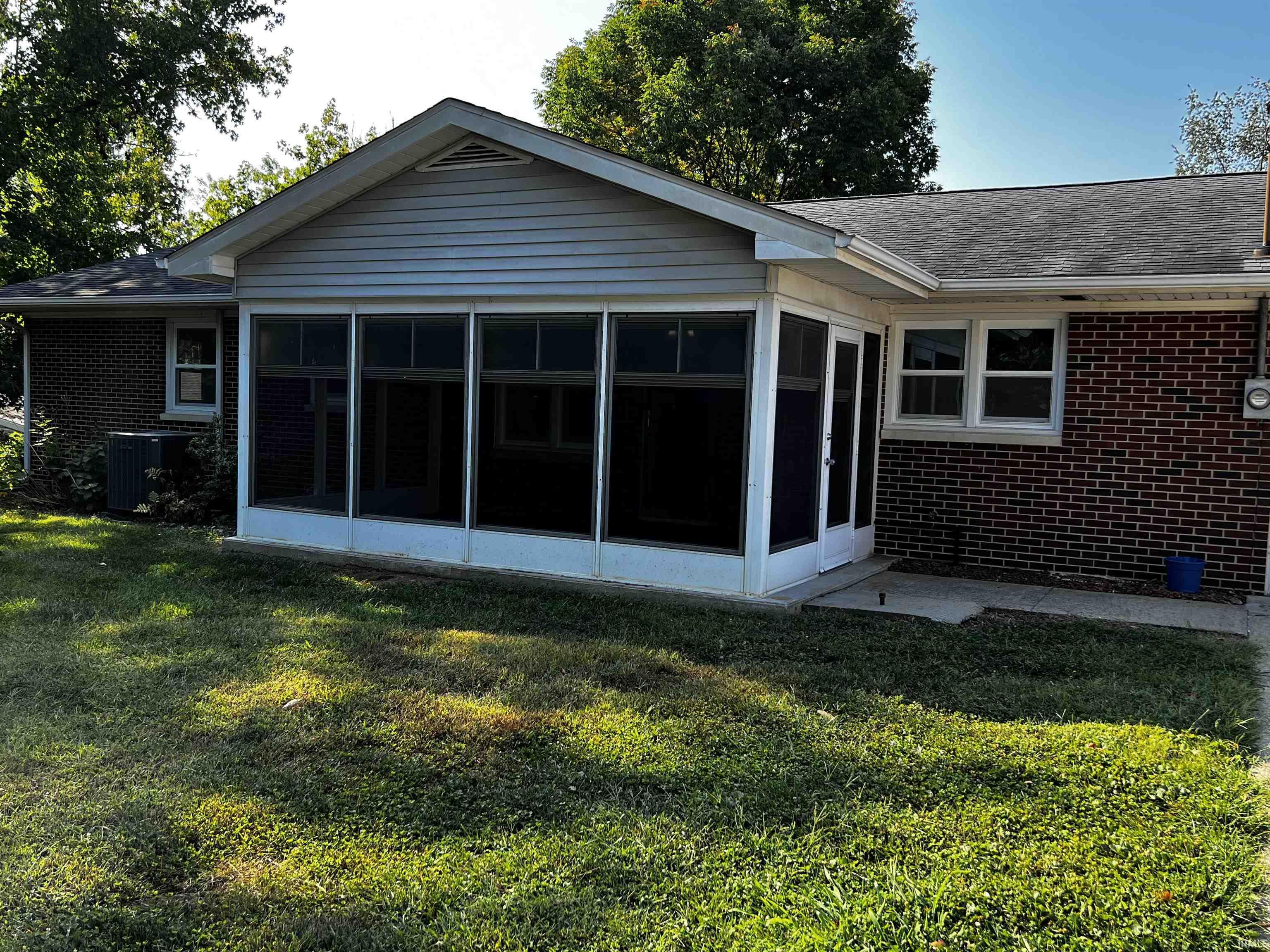 2106 Bedford Road Washington, IN 47501 - Photo 15 of 16 Gallery Image 15