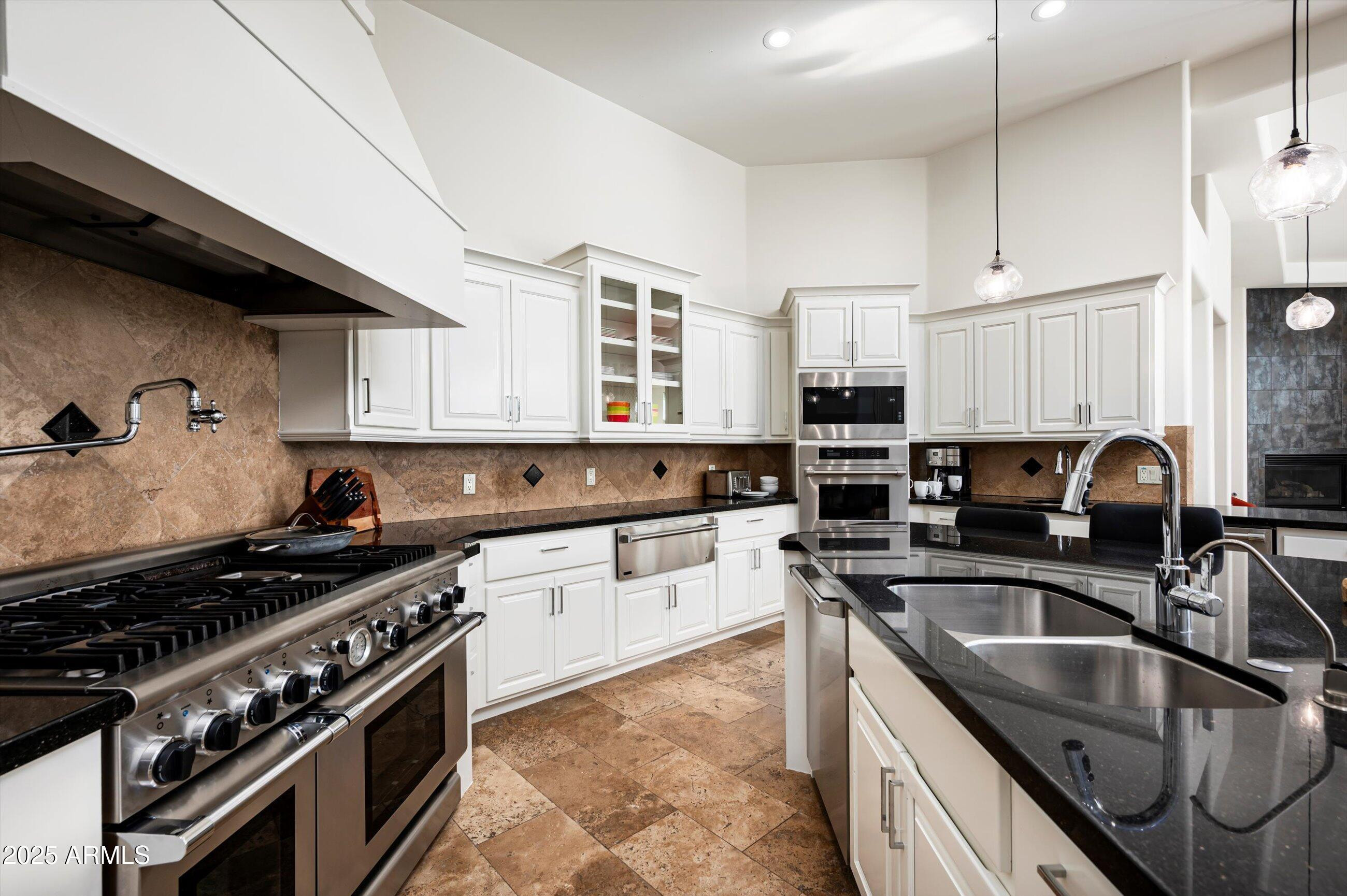 5901 East Mountain View Road Paradise Valley, AZ 85253 - Photo 12 of 48 Photo #12