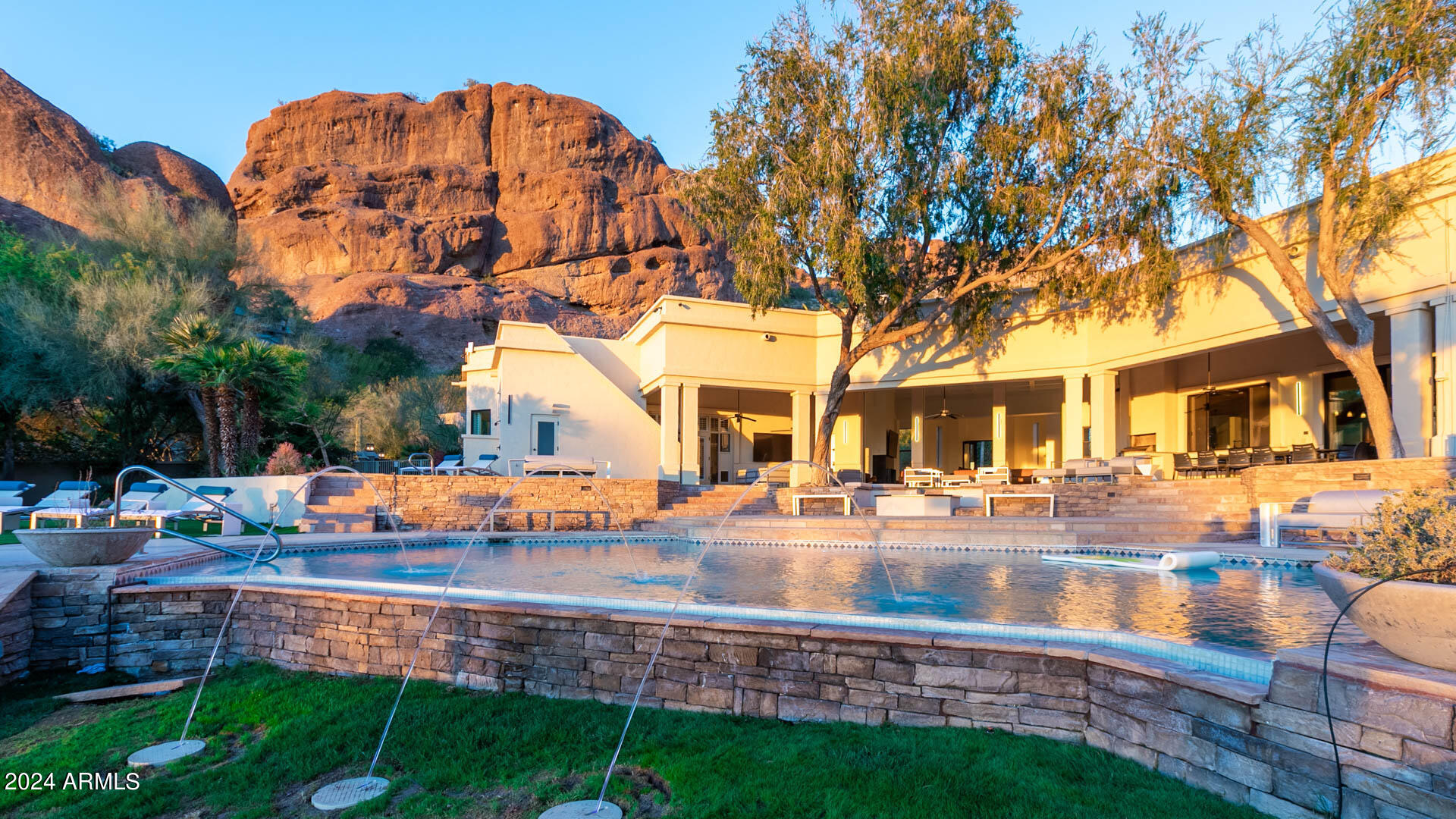 5255 North 47th Street Phoenix, AZ 85018 - Photo 18 of 41 Entertain_In_Luxury_Camelback53