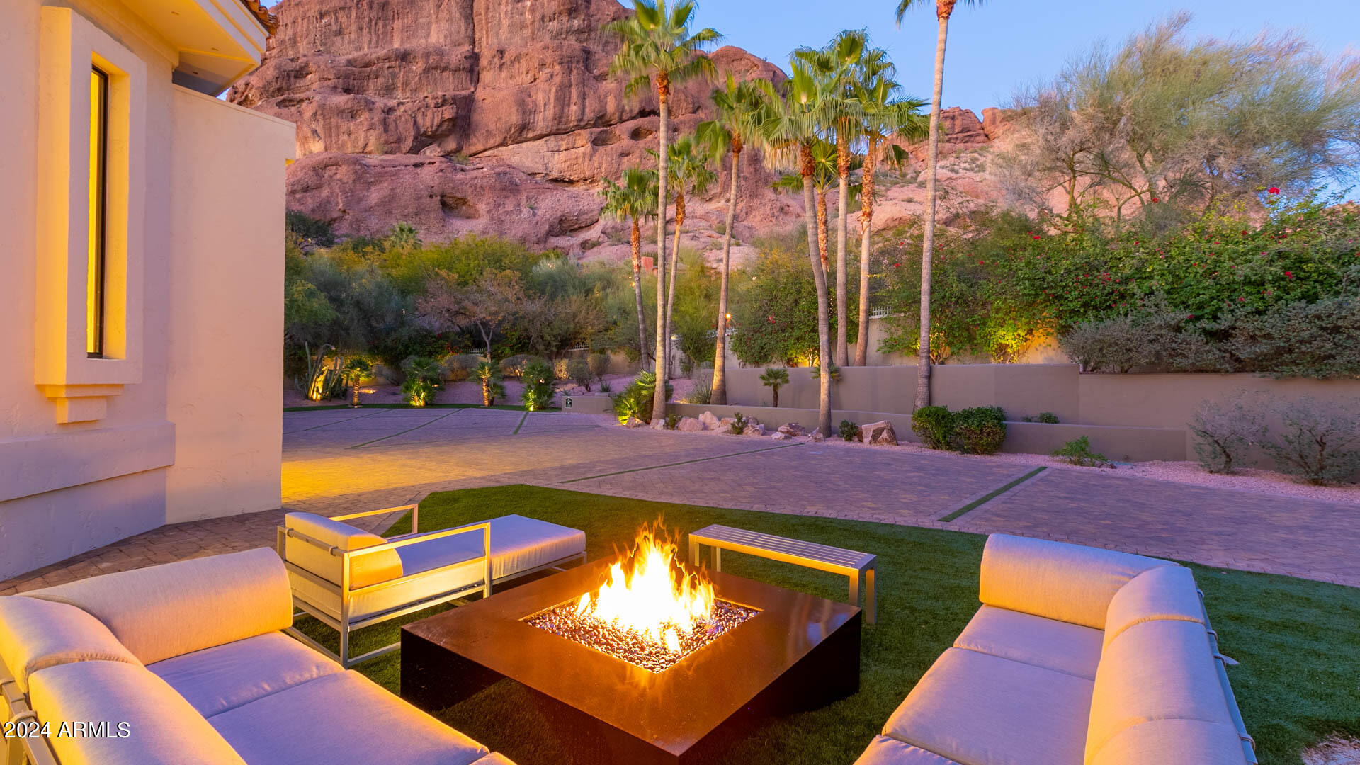 5255 North 47th Street Phoenix, AZ 85018 - Photo 2 of 41 Entertain_In_Luxury_Camelback92