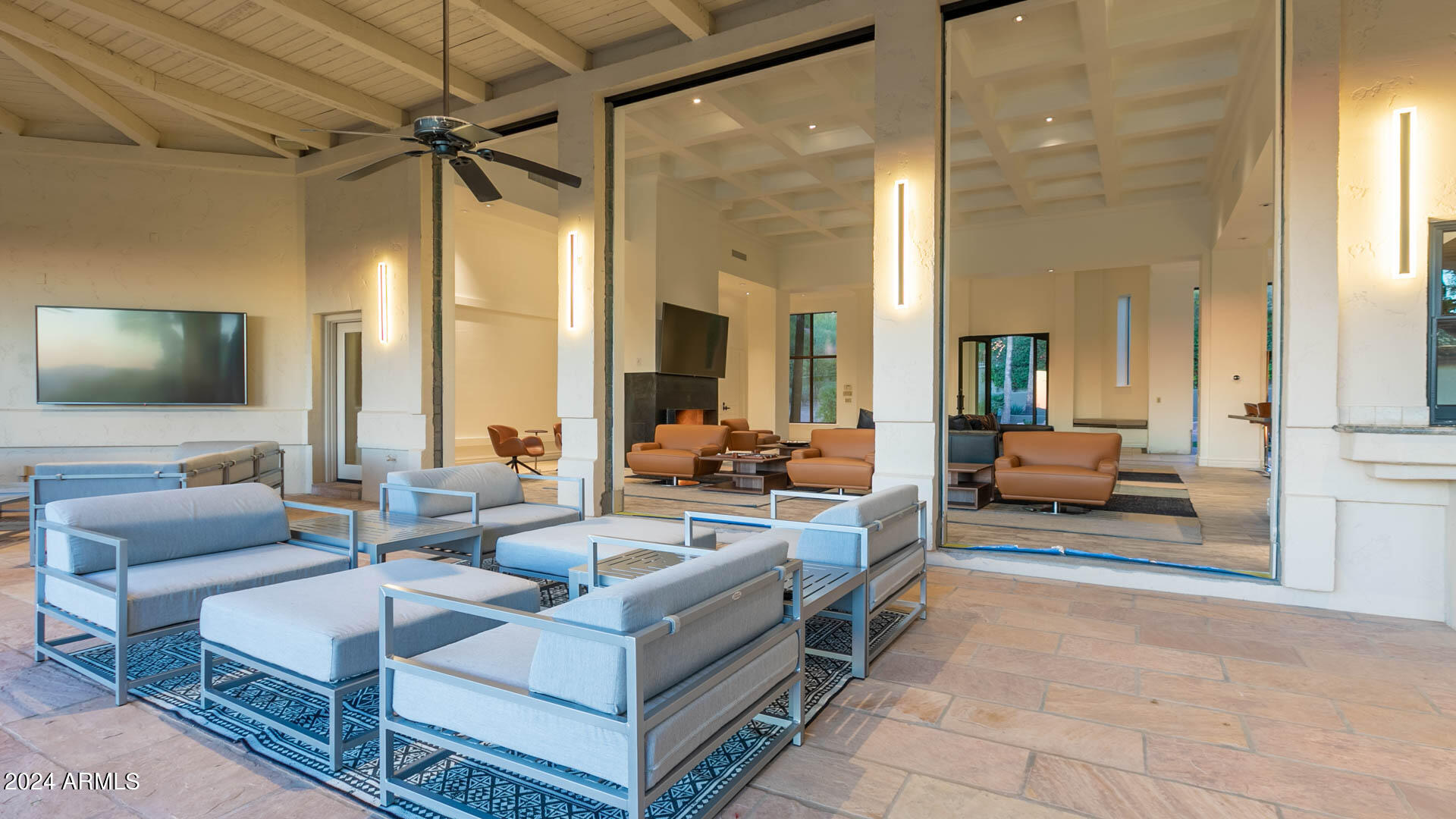 5255 North 47th Street Phoenix, AZ 85018 - Photo 6 of 41 Entertain_In_Luxury_Camelback66
