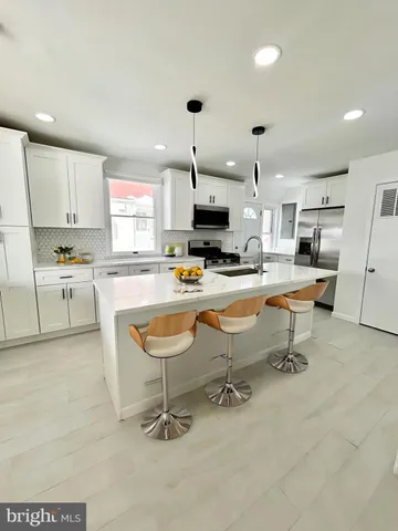 $3,250 | 1007 Ripley Street, Philadelphia, PA 19111