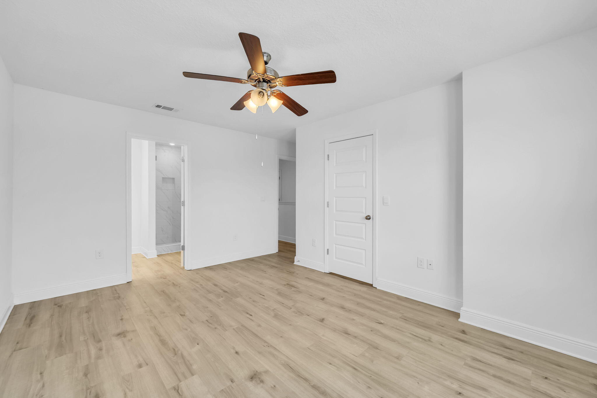 22 Redbird Loop Destin, FL 32541 - Photo 24 of 40 wooden floor in an empty room