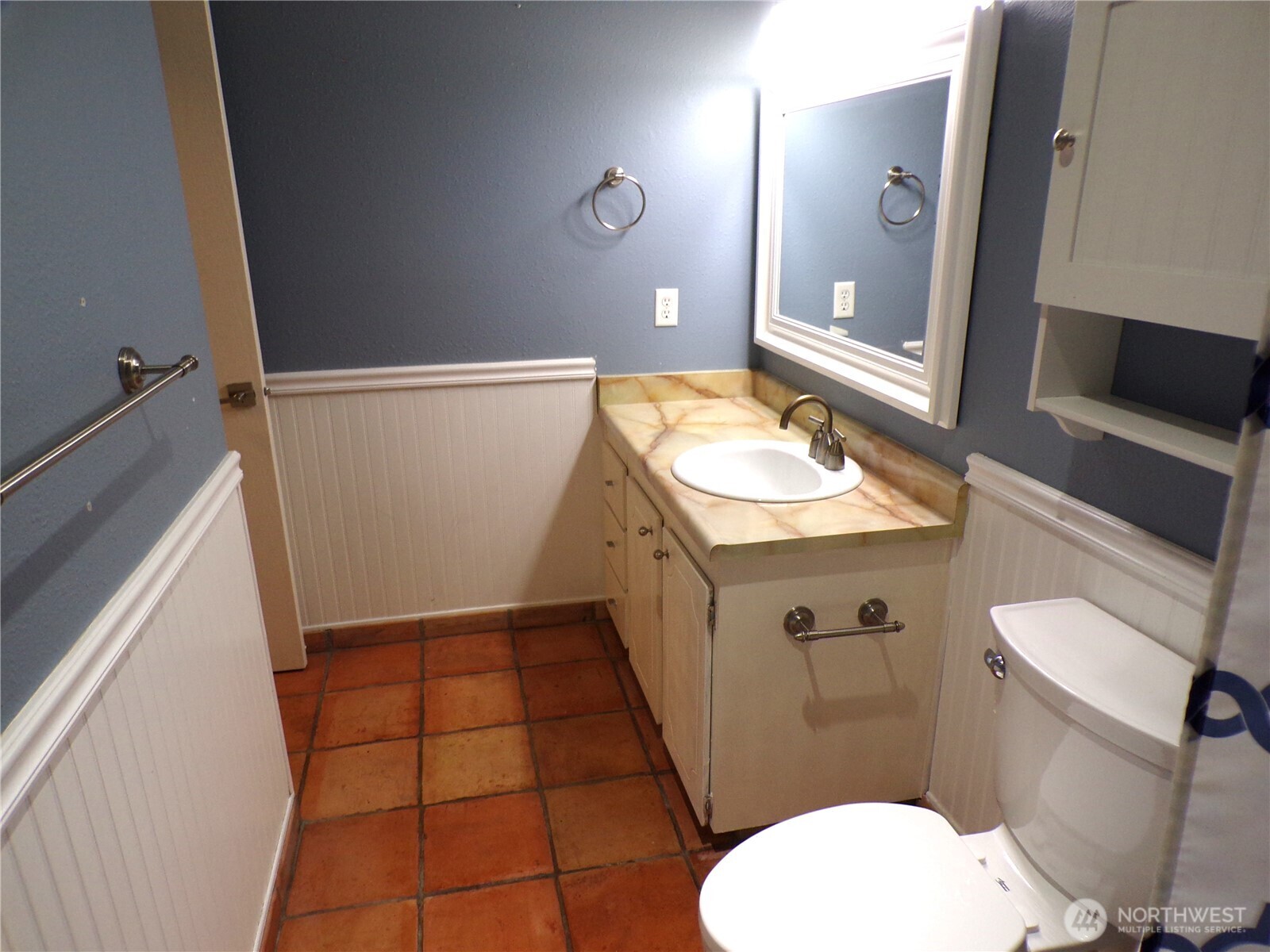 2020 Southwest 318th Place, Unit C3 Federal Way, WA 98023 - Photo 19 of 22 a bathroom with a sink toilet and mirror