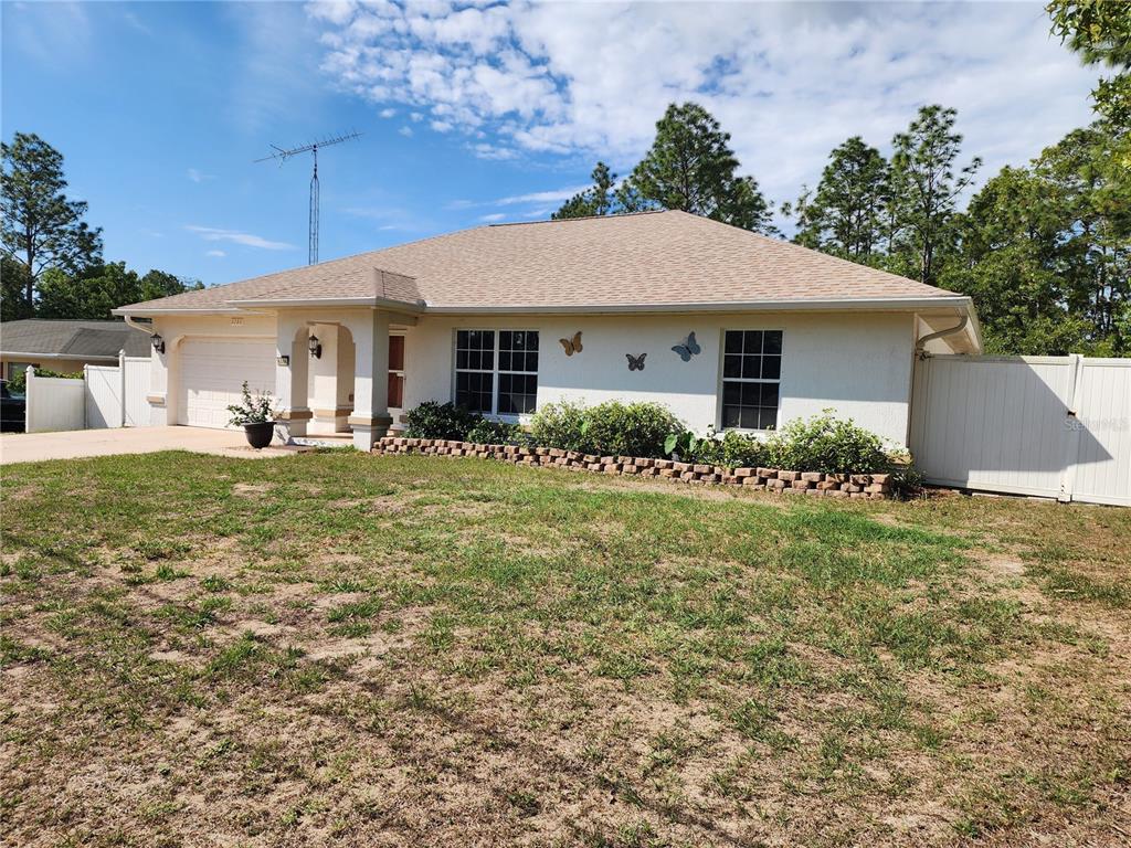 6086 Southwest 154th Lane Road Ocala, FL 34473 - Photo 3 of 35