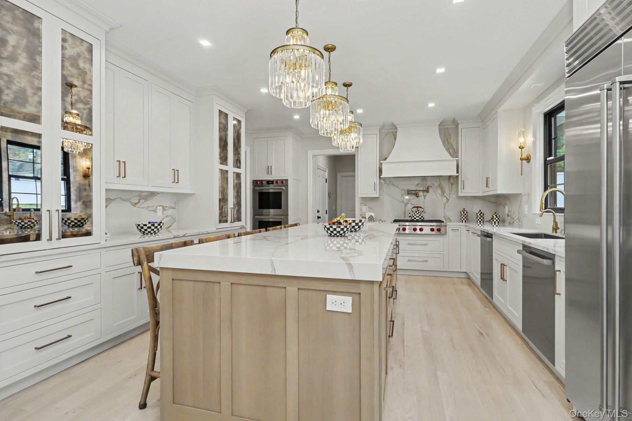 333 Lyncroft Road New Rochelle, NY 10804 - Photo 9 of 44 Gorgeous Gourmet Kitchen with Stainless steel appliances.