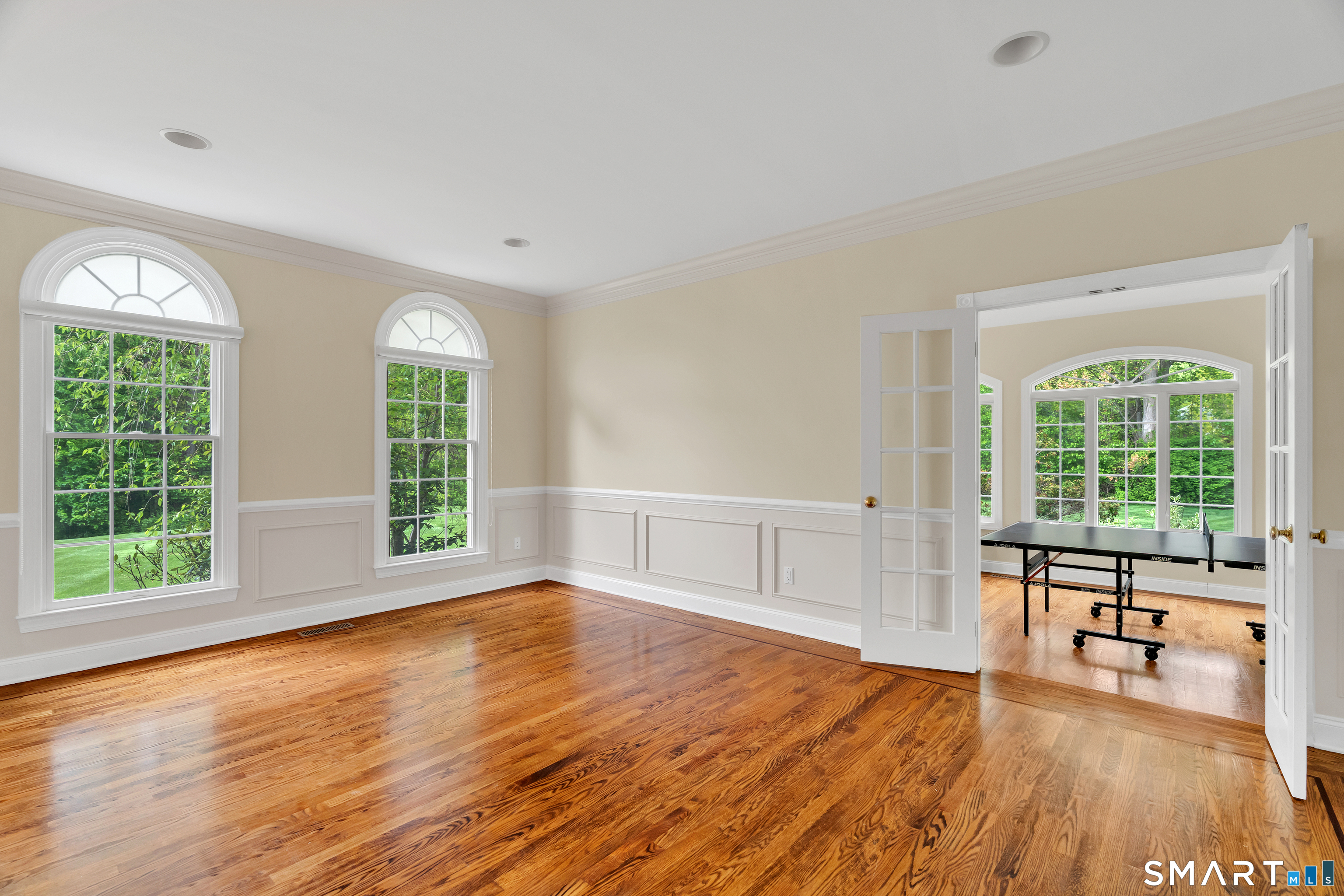 105 Beecher Road Woodbridge, CT 06525 - Photo 5 of 40
