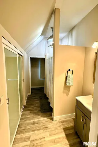 $179,500 | 14 West Market Street, Piper City, IL 60959