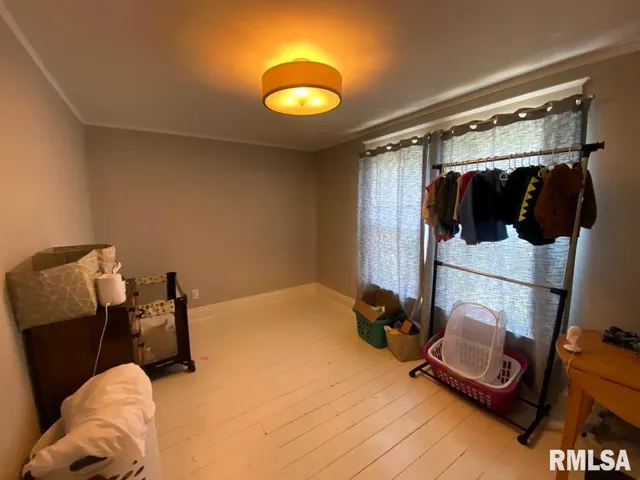 $179,500 | 14 West Market Street, Piper City, IL 60959