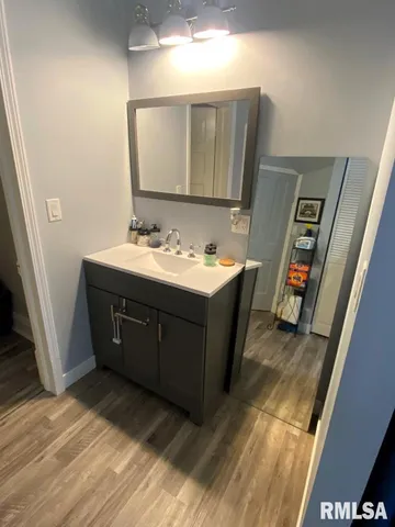 $179,500 | 14 West Market Street, Piper City, IL 60959