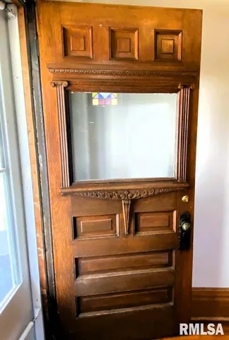 $179,500 | 14 West Market Street, Piper City, IL 60959