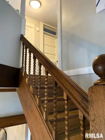 $179,500 | 14 West Market Street, Piper City, IL 60959