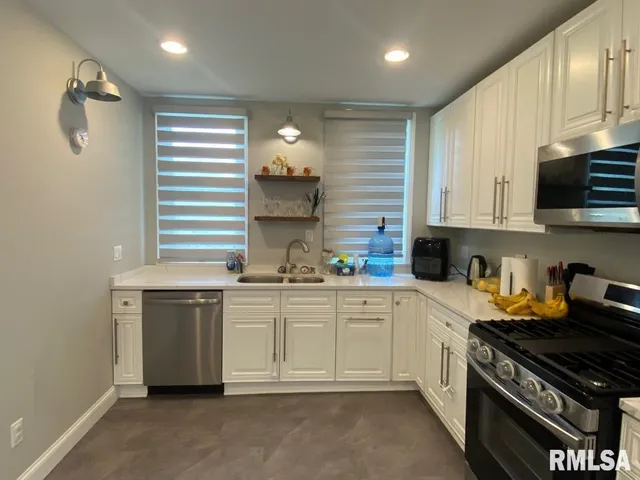 $179,500 | 14 West Market Street, Piper City, IL 60959