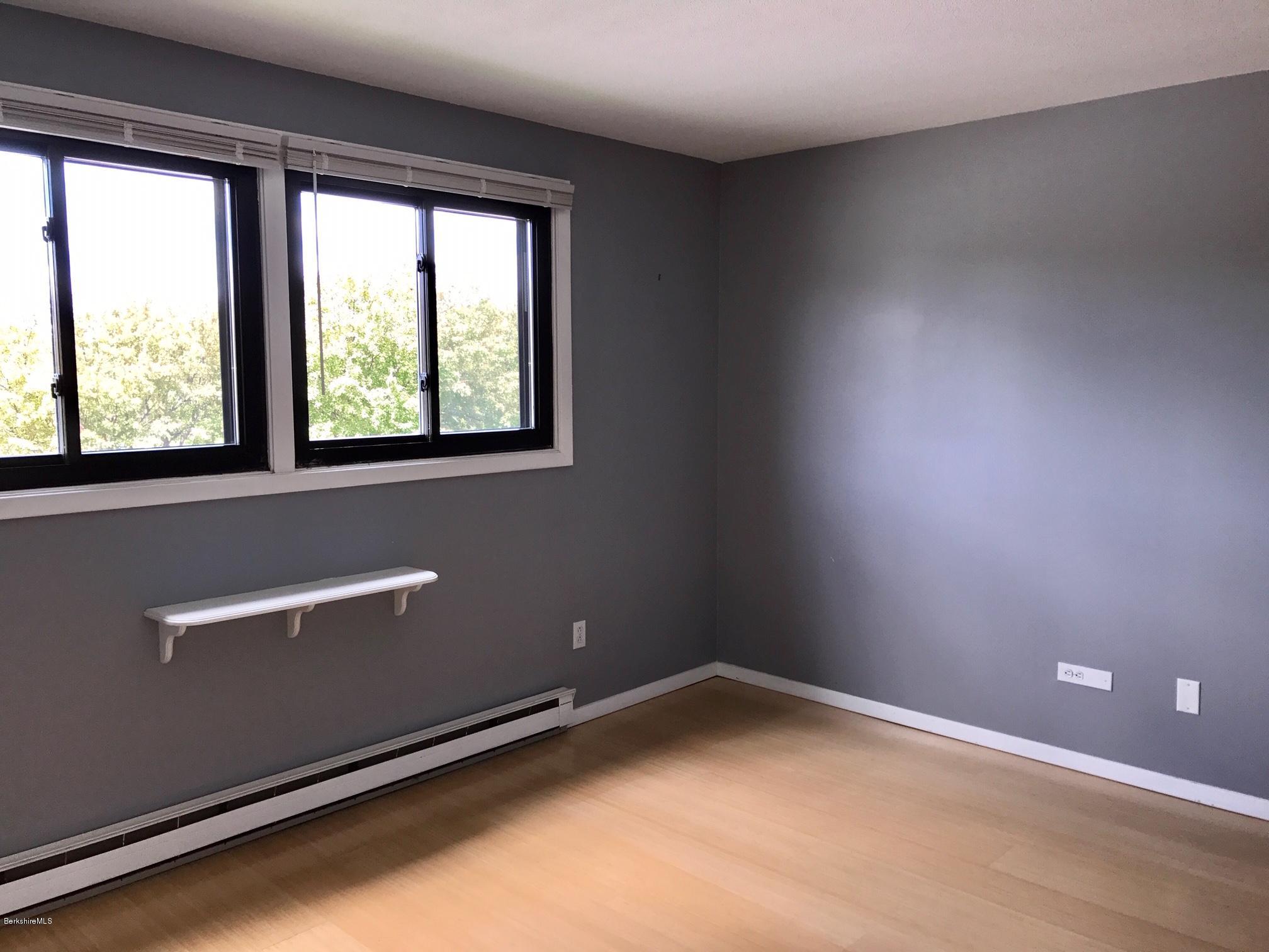 189 Stratton Road, Unit A5 Williamstown, MA 01267 - Photo 12 of 18 bedroom 2