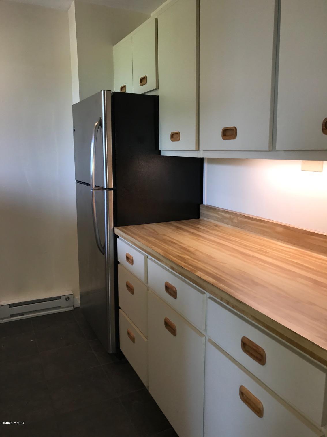 189 Stratton Road, Unit A5 Williamstown, MA 01267 - Photo 6 of 18 kitchen