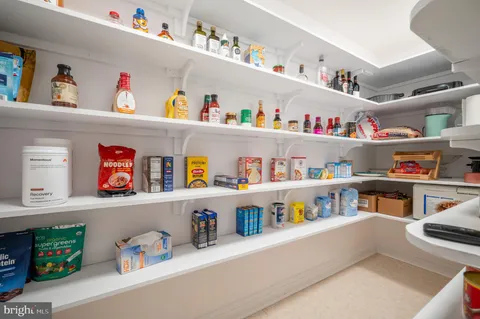 $1,250,000 | 9380 Colbert Court, Fairfax, VA 22032