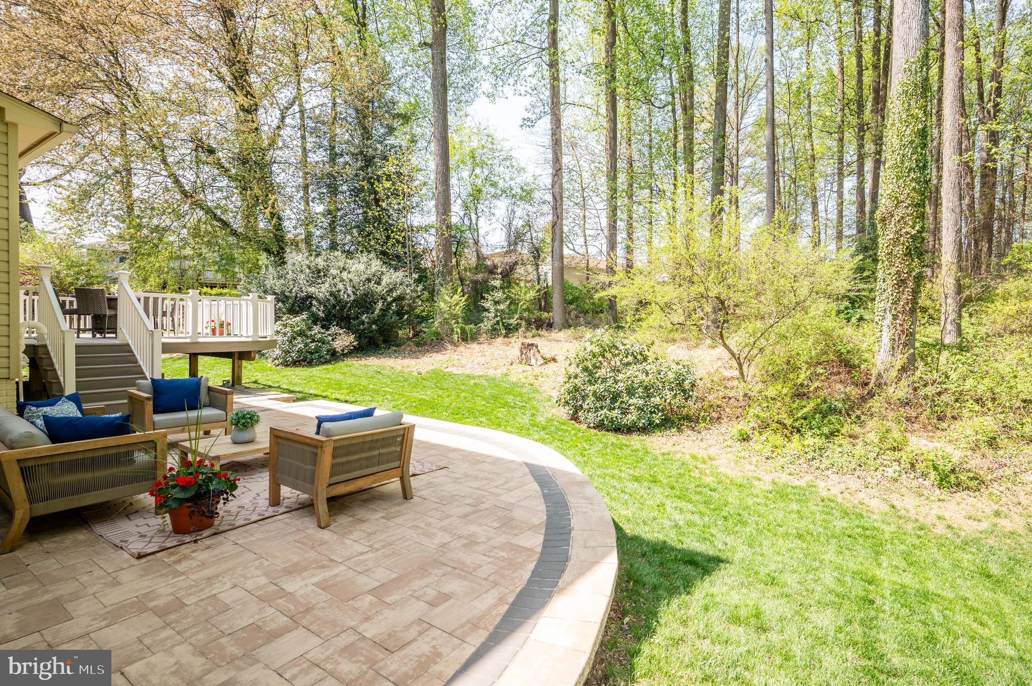 9380 Colbert Court Fairfax, VA 22032 - Photo 9 of 59