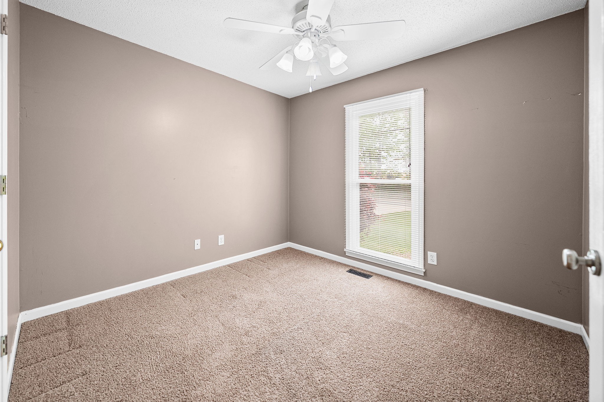 1740 Old Trenton Road Clarksville, TN 37040 - Photo 28 of 43