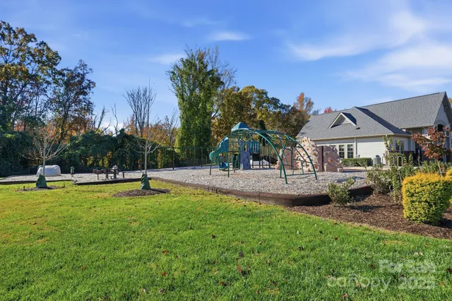 $799,000 | 17230 Monocacy Boulevard, Huntersville, NC 28078