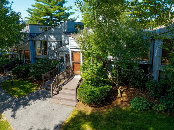 $3,200 | 112 Waterside Clearing, Unit 112, Acton, MA 01720