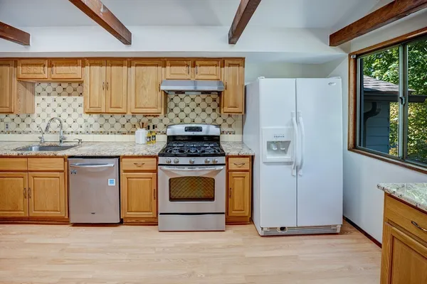 $3,200 | 112 Waterside Clearing, Unit 112, Acton, MA 01720
