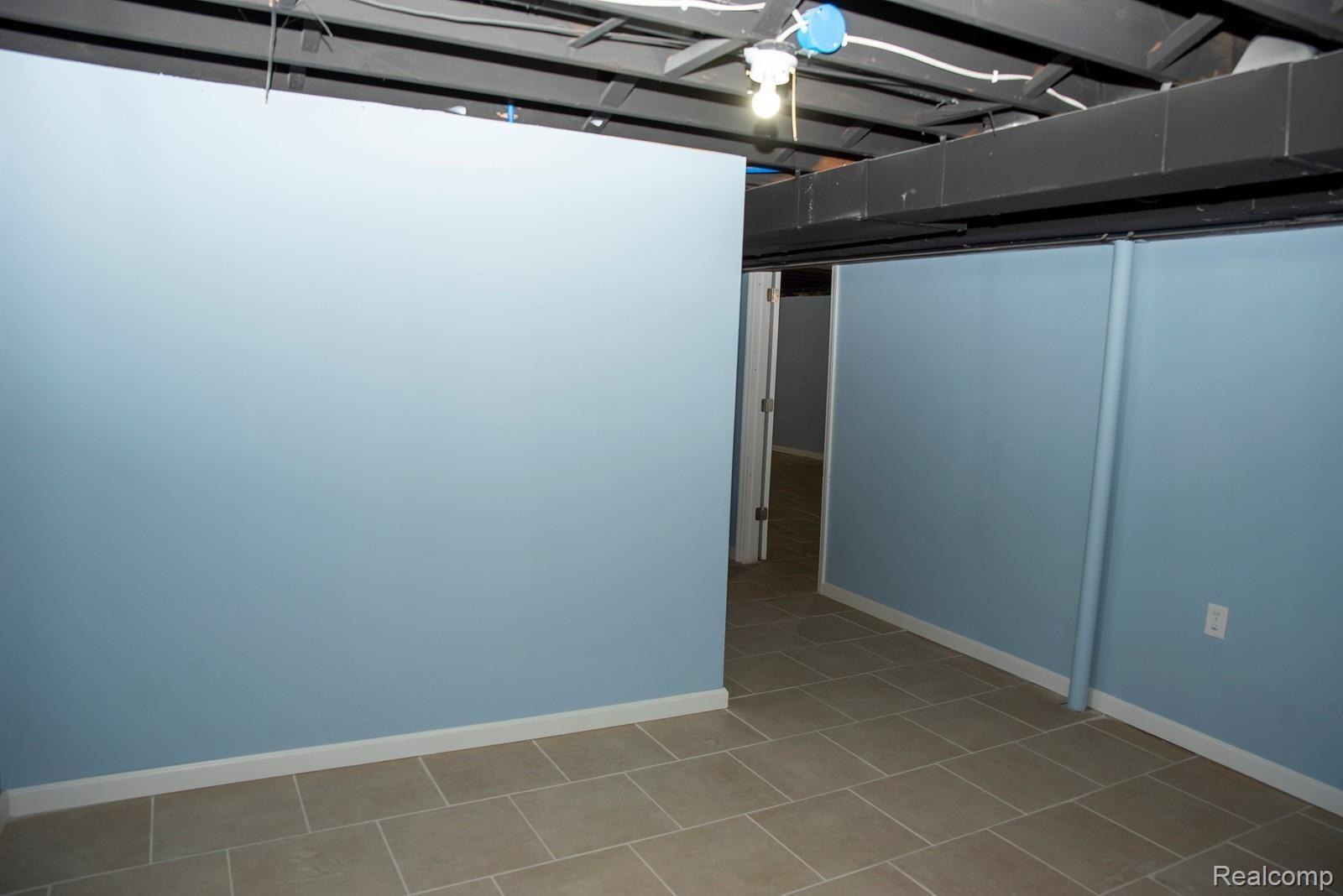 3800 Canton Ctr Road Canton, MI 48188 - Photo 36 of 41 34.jpg