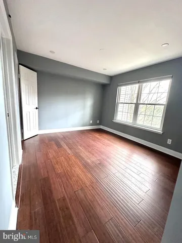 $1,800 | 3307 Wyndham Circle, Unit 3165, Alexandria, VA 22302