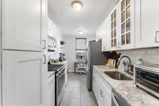 $199,000 | 472 Gramatan Avenue, Unit BLDG 6 BB4, Mount Vernon, NY 10552