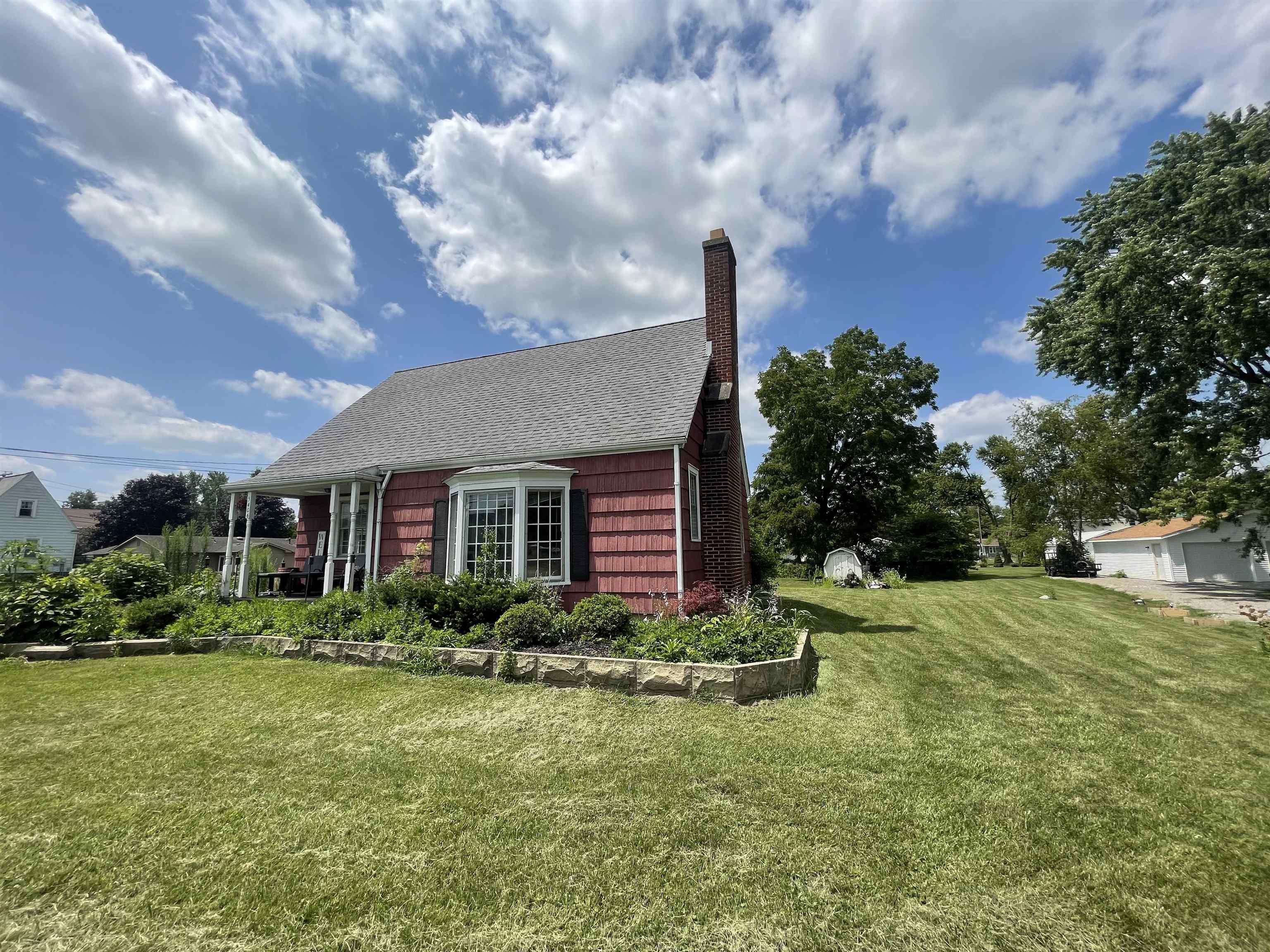 5406 Tyrone Road Fort Wayne, IN 46809 - Photo 1 of 10