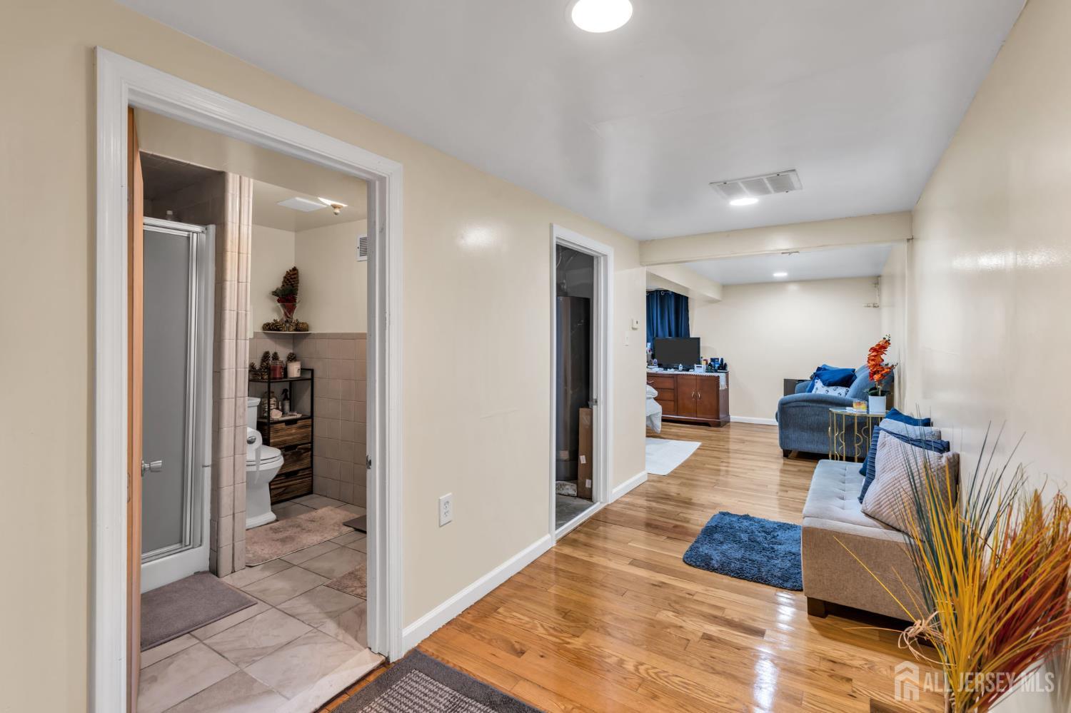 528 High Street Perth Amboy, NJ 08861 - Photo 22 of 31