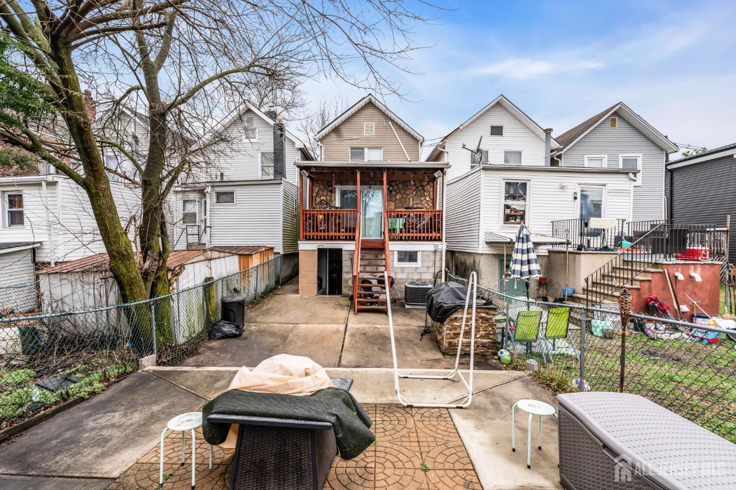 528 High Street Perth Amboy, NJ 08861 - Photo 30 of 31