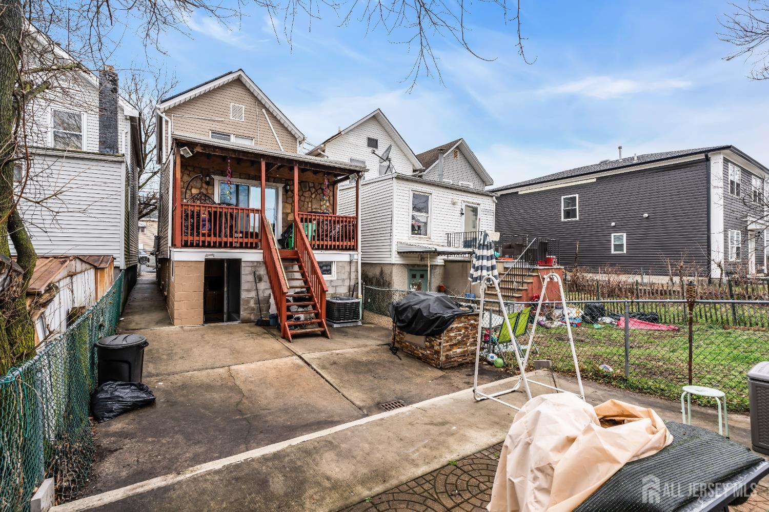 528 High Street Perth Amboy, NJ 08861 - Photo 31 of 31