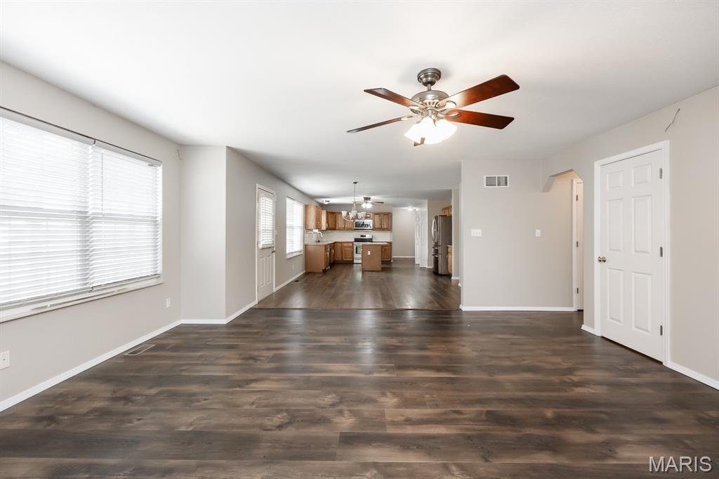 512 Mercer Court O'Fallon, IL 62269 - Photo 13 of 40