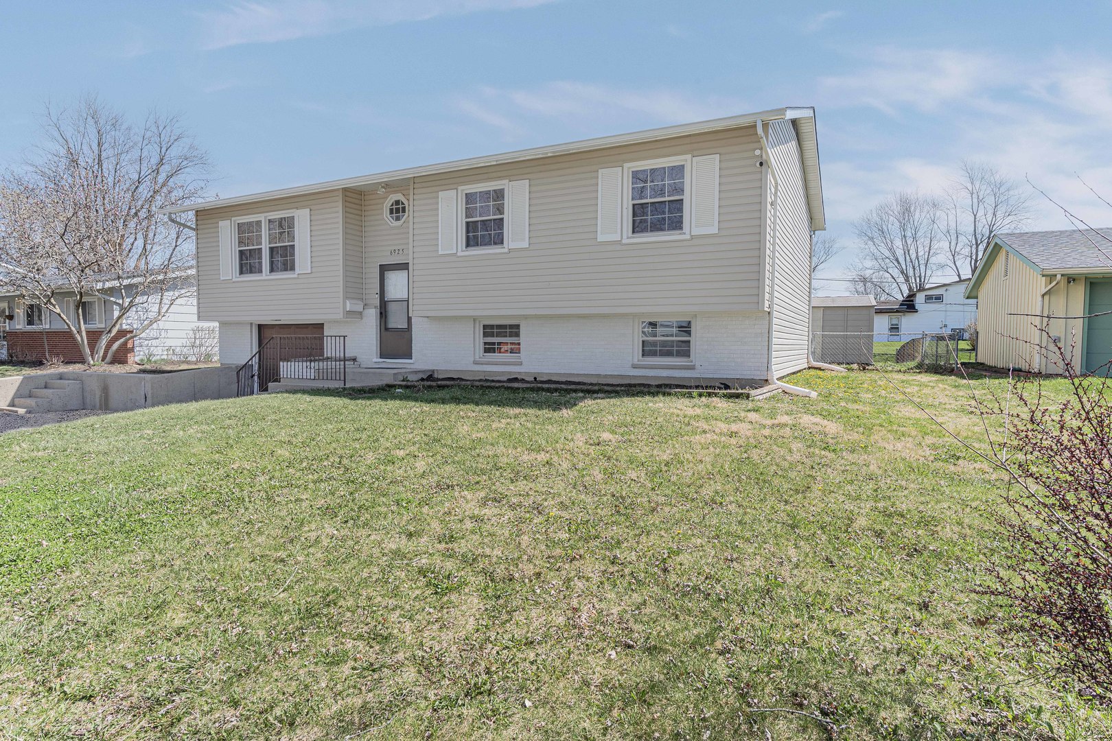 6925 Edgebrook Lane Hanover Park, IL 60133 - Photo 3 of 38