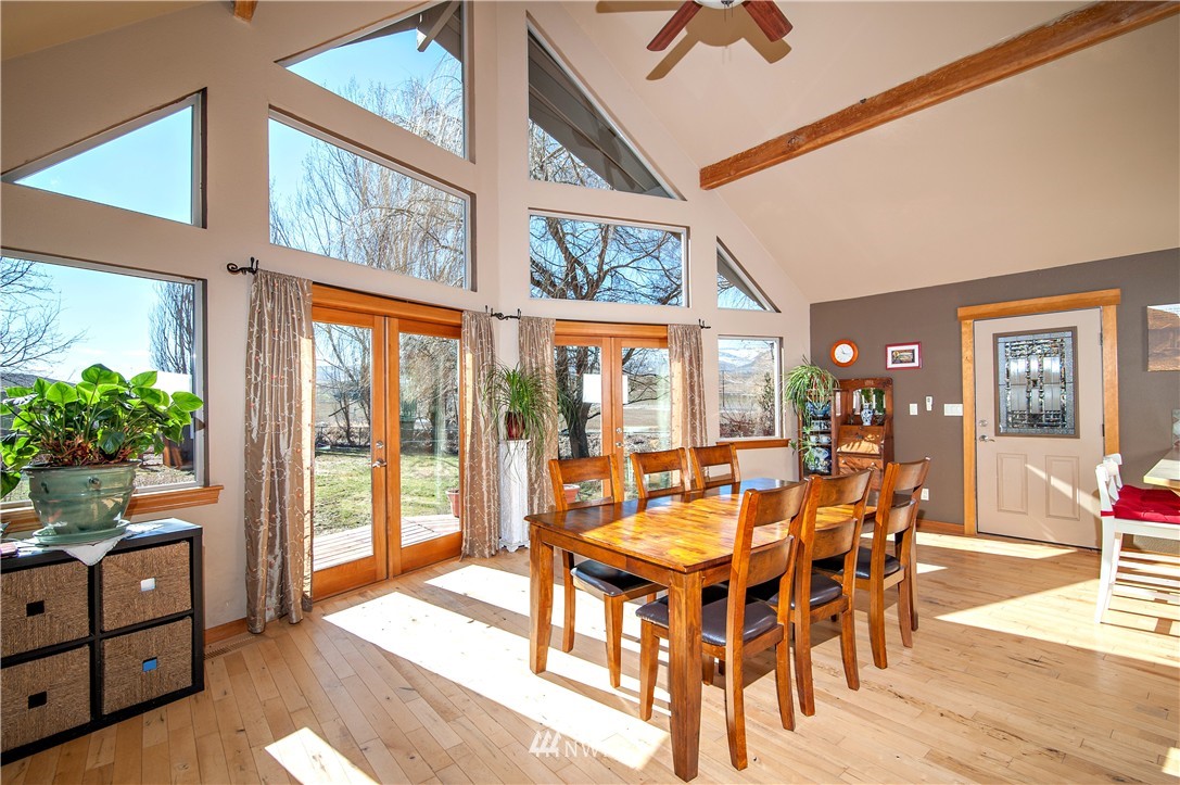 4560 4th Parallel Road Ellensburg, WA 98926 - Photo 2 of 25 Gallery Image 2
