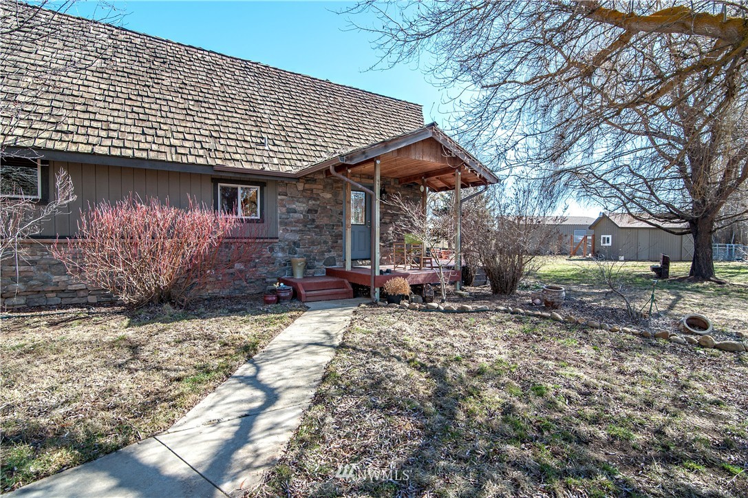 4560 4th Parallel Road Ellensburg, WA 98926 - Photo 17 of 25 Gallery Image 17