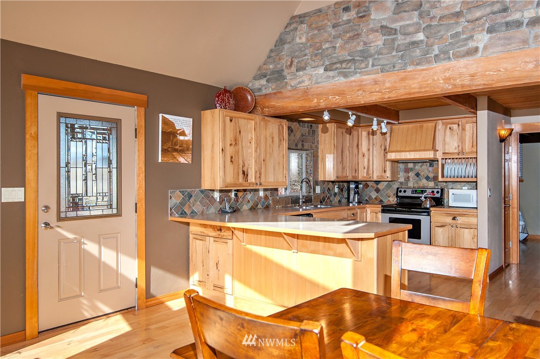 4560 4th Parallel Road Ellensburg, WA 98926 - Photo 4 of 25 Gallery Image 4