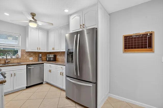 $6,000 | 501 Southwest 1st Street, Boca Raton, FL 33432