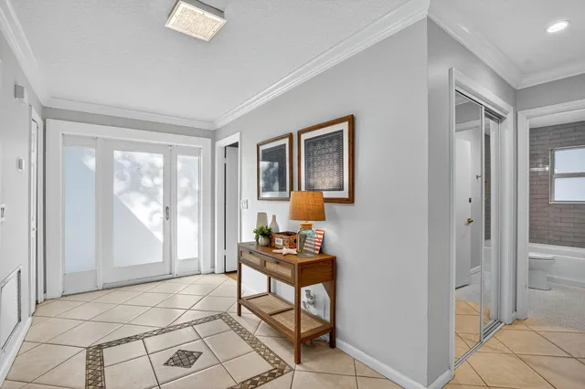 $6,000 | 501 Southwest 1st Street, Boca Raton, FL 33432