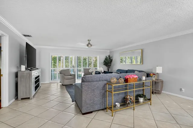 $6,000 | 501 Southwest 1st Street, Boca Raton, FL 33432