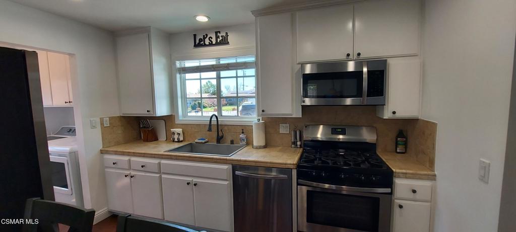 2250 Magnolia Street Simi Valley, CA 93065 - Photo 5 of 14