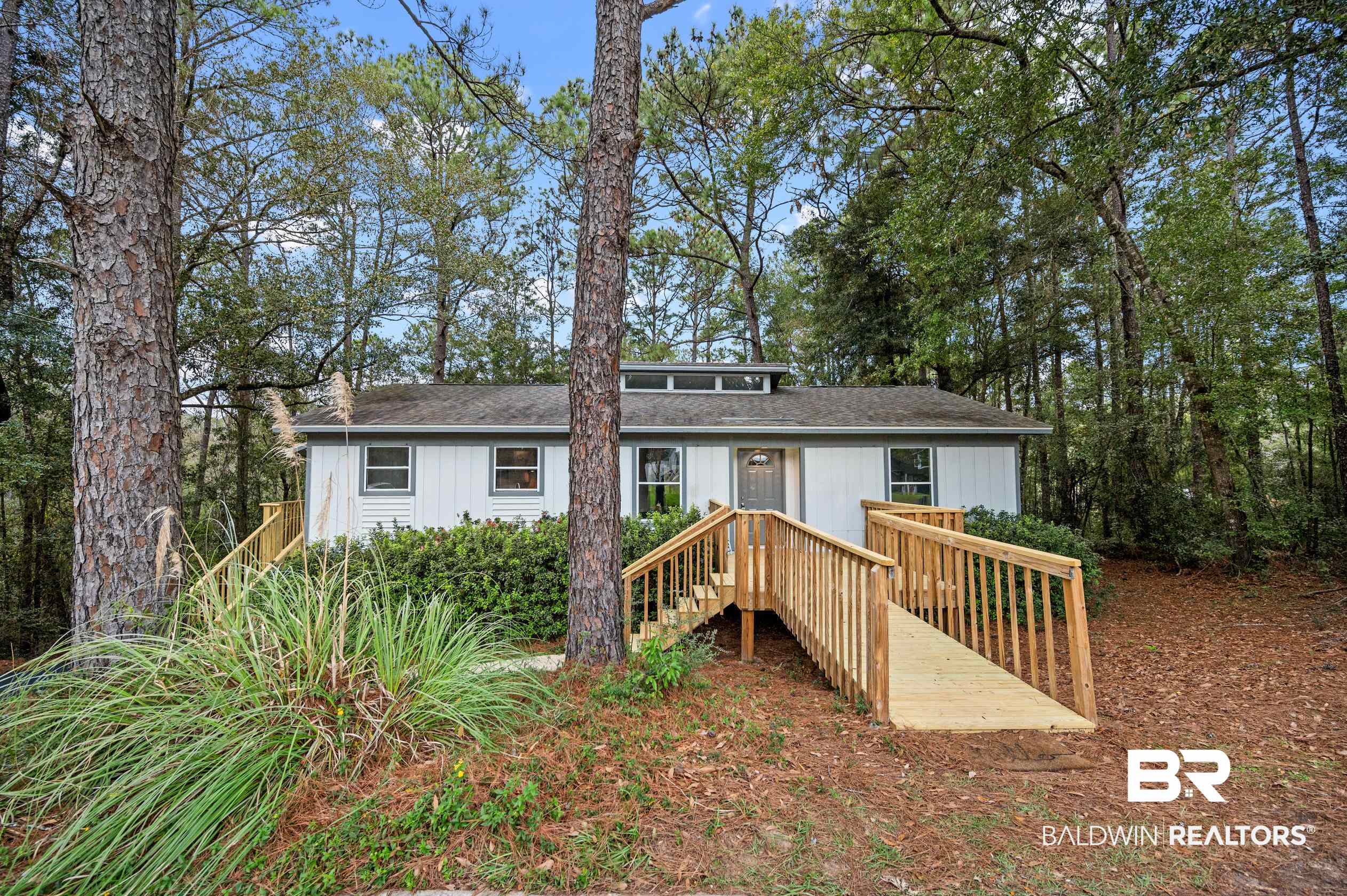245 Ridgewood Drive Daphne, AL 36526 - Photo 2 of 38
