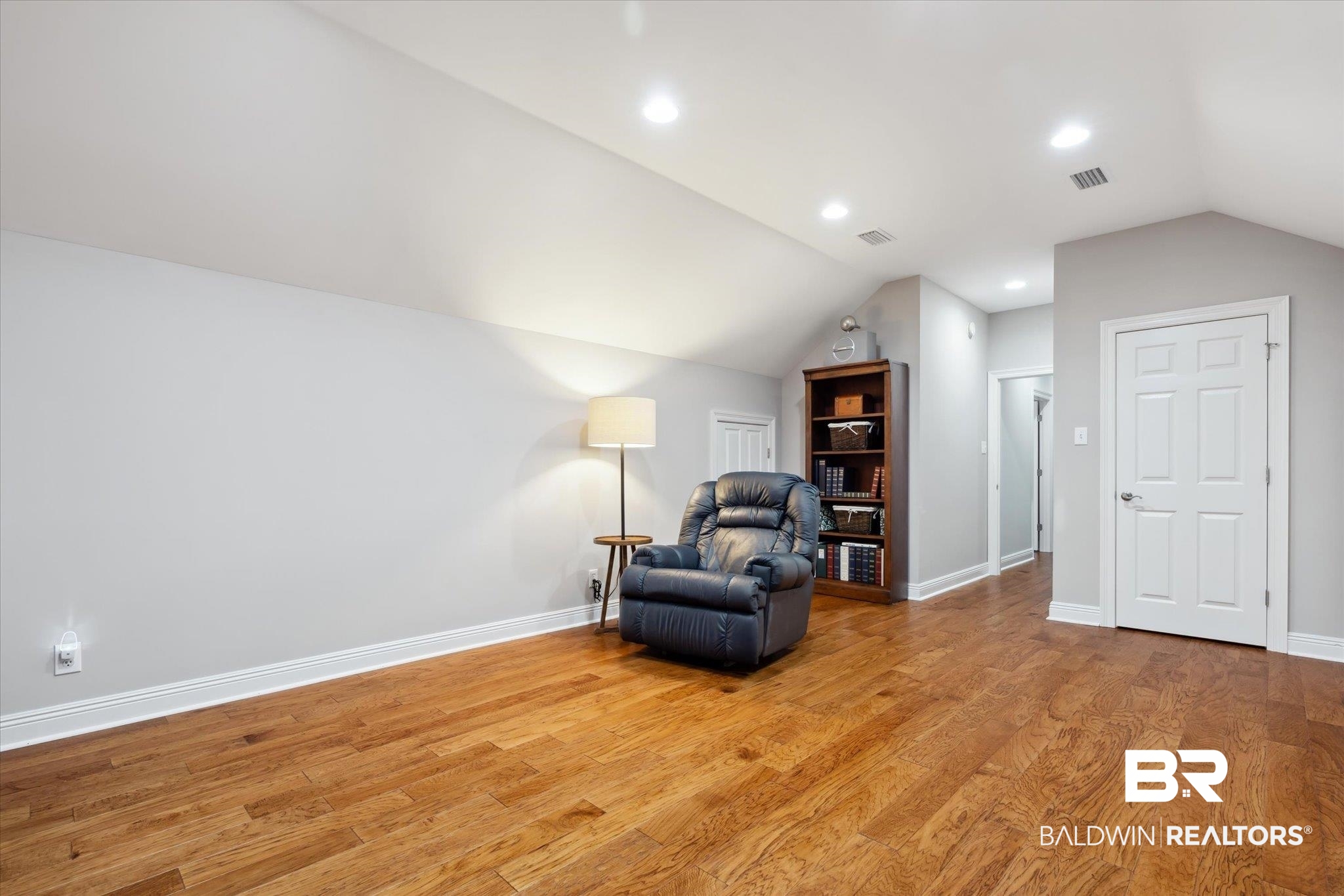 804 Country Club Road Mobile, AL 36609 - Photo 50 of 63 Sitting room with light hardwood / wood-style flooring and lofted ceiling