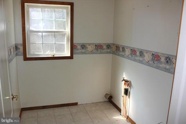 199 Dale Road Biglerville, PA 17307 - Photo 11 of 15 Laundry room