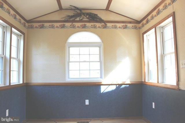 199 Dale Road Biglerville, PA 17307 - Photo 3 of 15 Dining Room