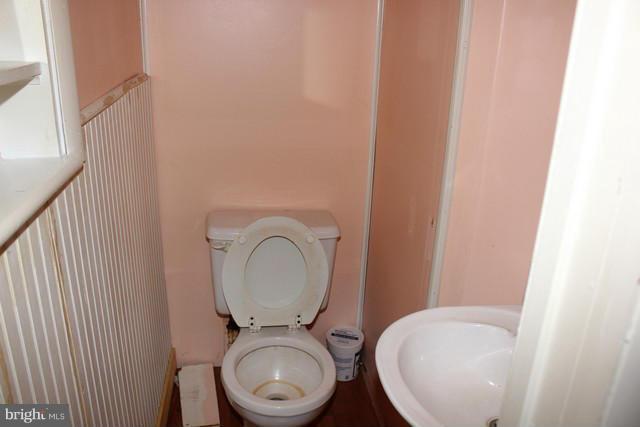 199 Dale Road Biglerville, PA 17307 - Photo 10 of 15 Bath