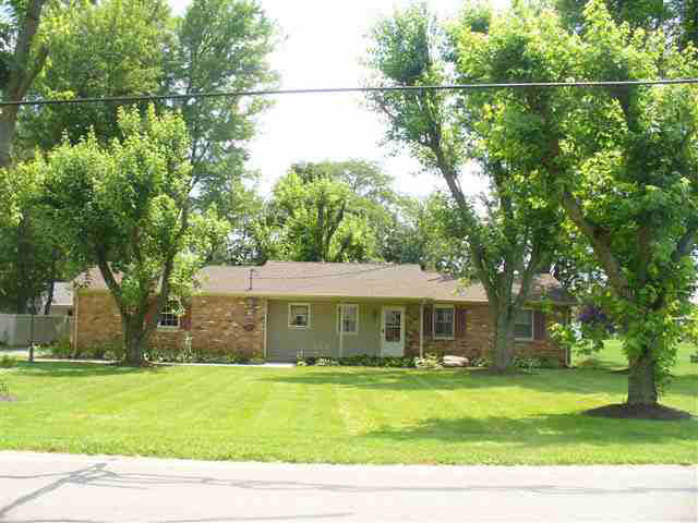 8401 West River Road Yorktown, IN 47396 - Photo 1 of 9 Gallery Image 1