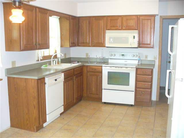 8401 West River Road Yorktown, IN 47396 - Photo 5 of 9 Gallery Image 5